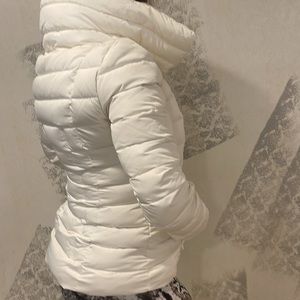 10% OFF GUESS JACKET with silky lining and gold zipper